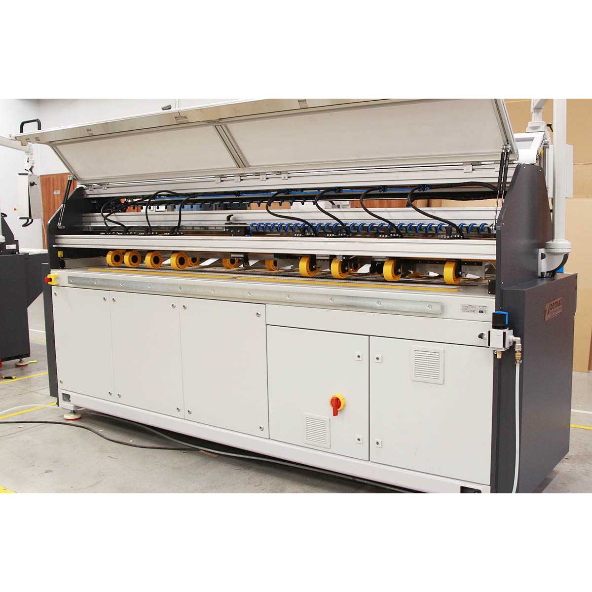 Máquina Boxmat 2. El Hermano Menor